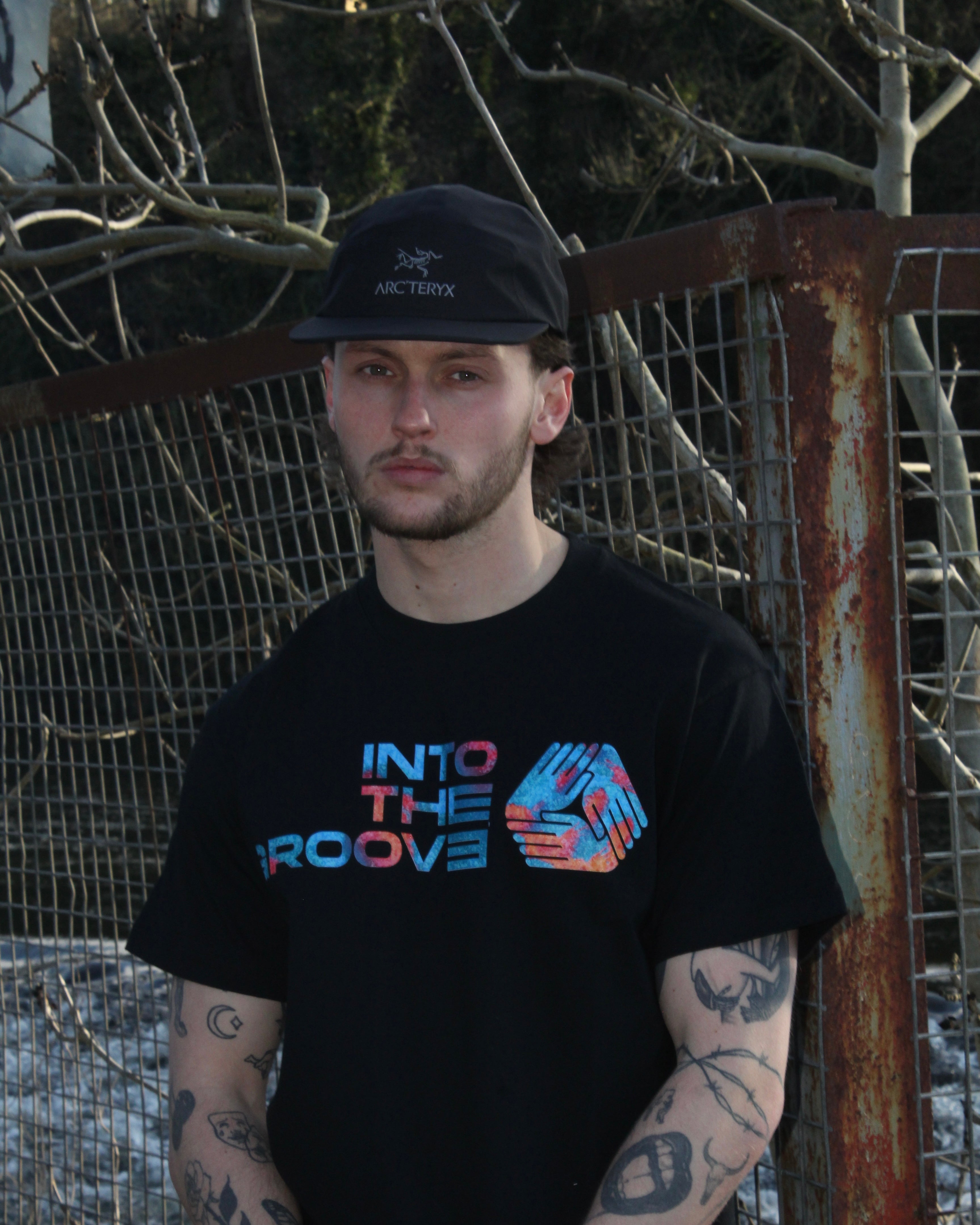 Into The Groove - Funky Tee 1.0 - Big Logo - Cotton T-Shirt